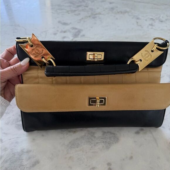 RARE ! CHANEL Black and Beige Double Flap Y2K Chocolate Bar Clutch - Picture 17 of 17